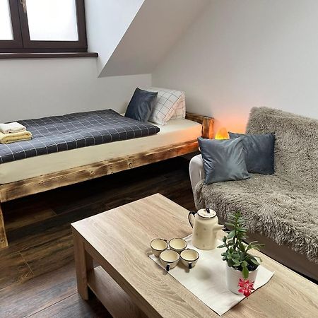 Apartman Kuga Mikulov Esterno foto