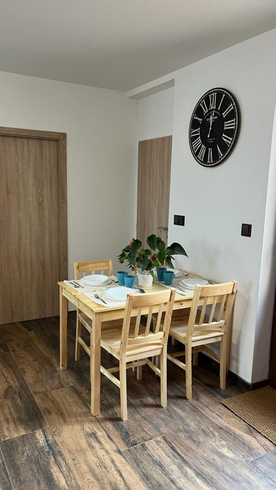 Apartman Kuga Mikulov Esterno foto