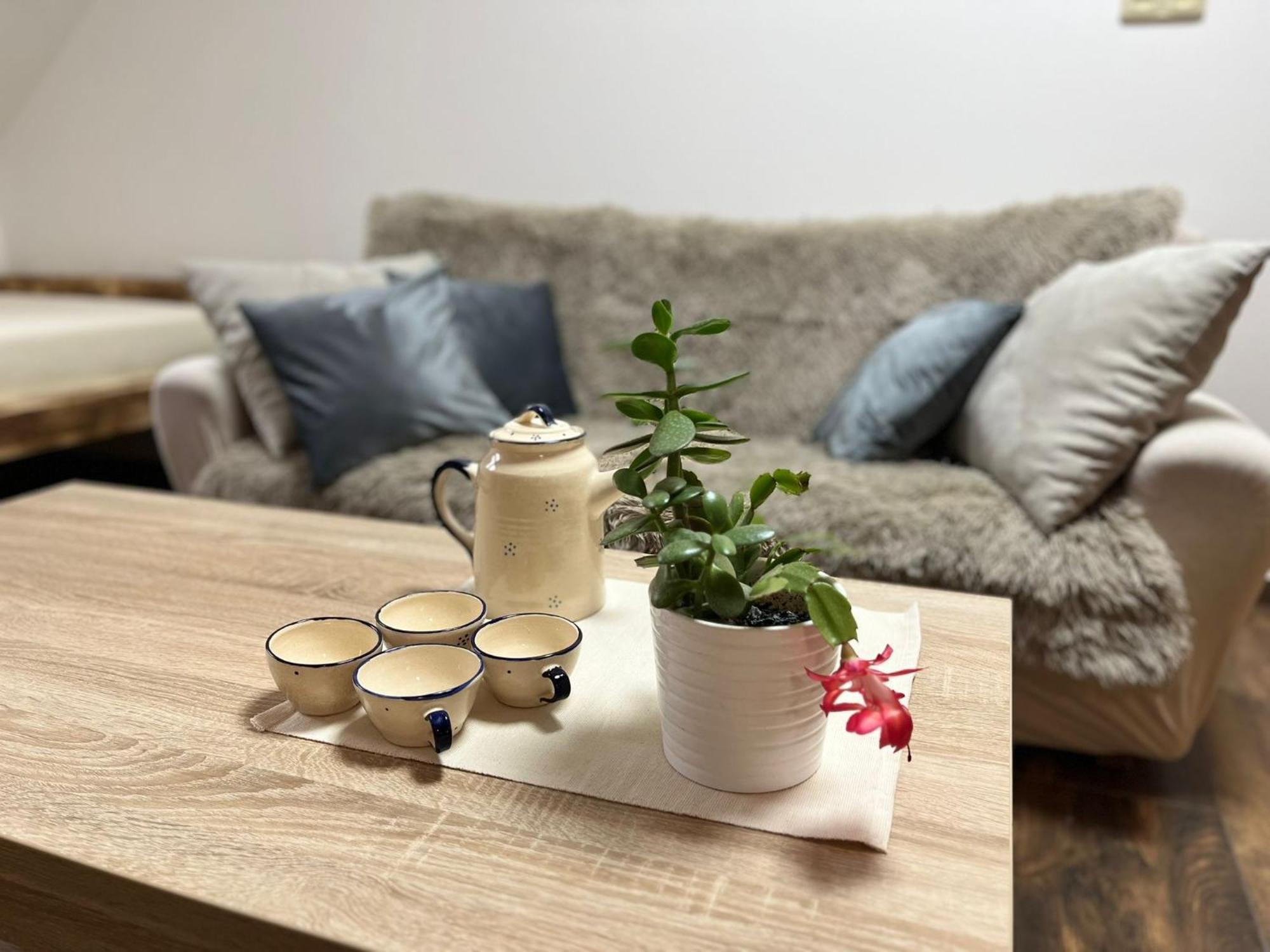 Apartman Kuga Mikulov Esterno foto